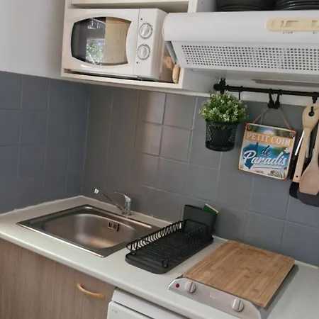 Mini 72, Résidence Avec Piscine. Serra-di-Ferro (Corsica)