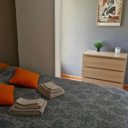 Mini 72, Résidence Avec Piscine. Serra-di-Ferro (Corsica)