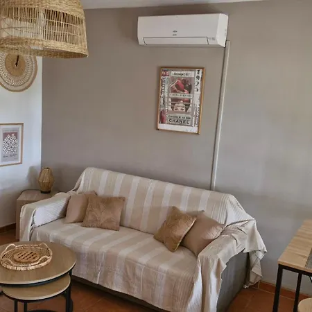Casa vacanze Mini 72, Avec Piscine. Serra di Ferro