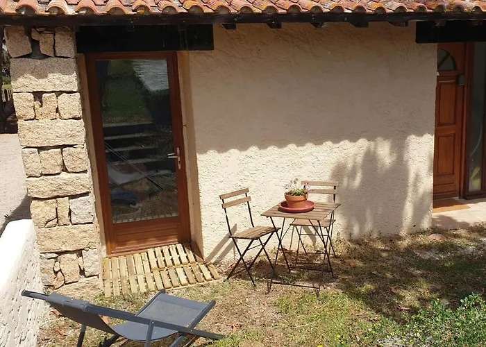 Vakantiehuis Mini 72, Avec Piscine. *