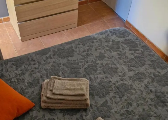 Mini 72, Avec Piscine. Casa de Férias